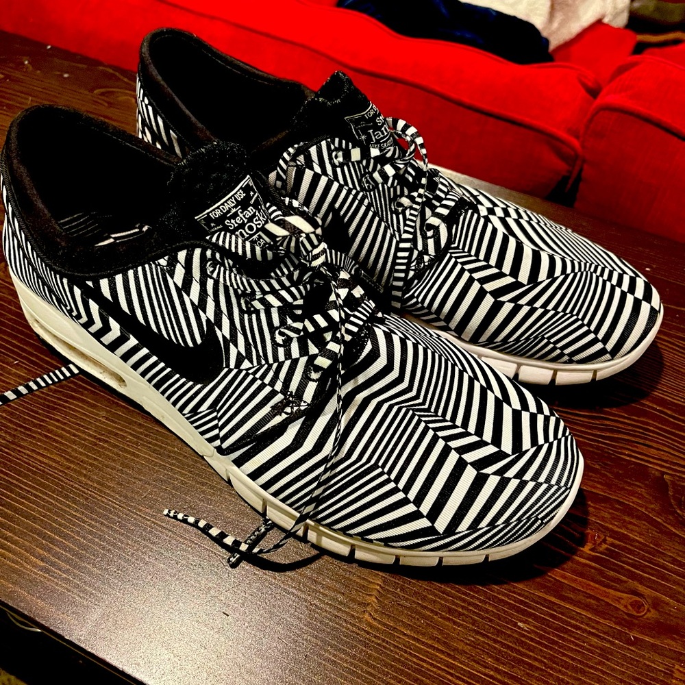 Nike Air SB men’s shoes